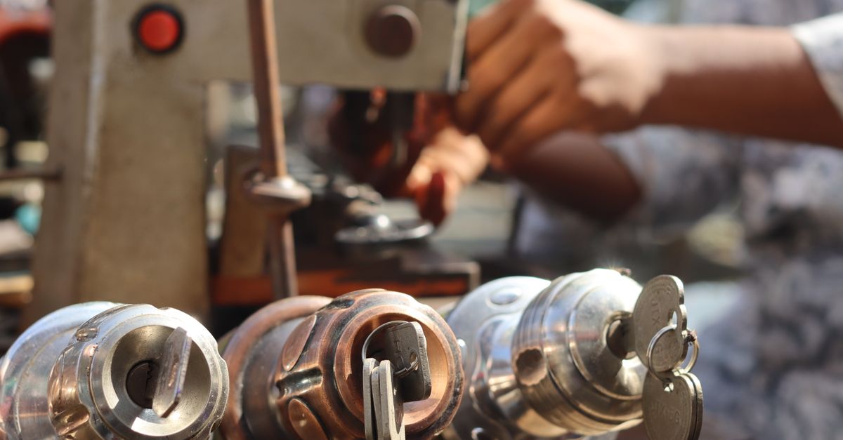 The Average Locksmith Call-Out Fee, Explained for New Jersey Drivers and Homeowners — West Orange Locksmith Corp