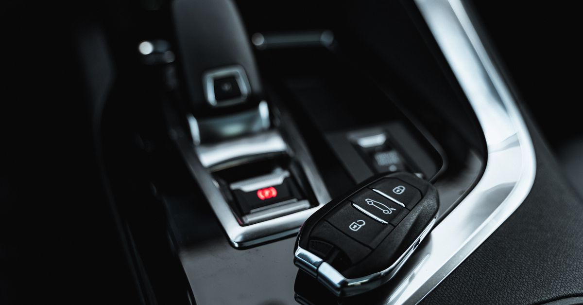 After-Hours Car Lockout Service: What Actually Happens When We Arrive — West Orange Locksmith Corp