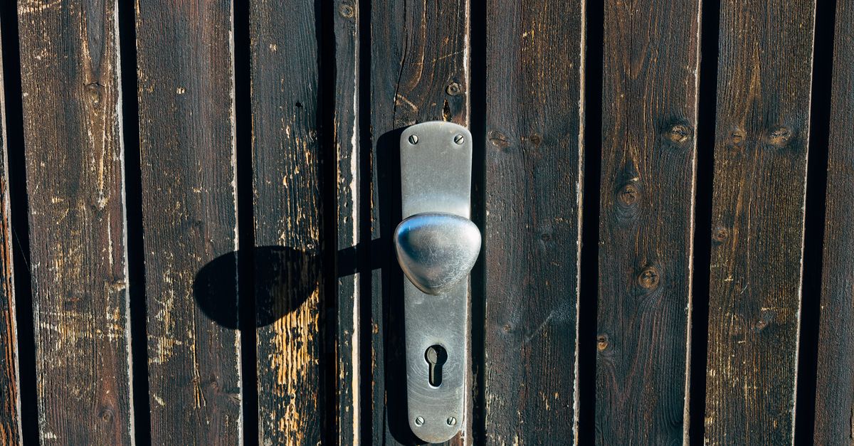 Locked Out of the House? Fast, Damage-Free Entry — West Orange Locksmith Corp